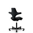 HAG Capisco 8106 B&uuml;rostuhl mit Sattelsitz - Schnelllieferprogramm Select Black SC60999 Aluminium schwarz Gestellfarbe Weiche Rollen f&uuml;r harte B&ouml;den