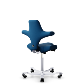 HAG Capisco 8106 B&uuml;rostuhl mit Sattelsitz - Select blau SC66071 Aluminium silber Gestellfarbe Weiche Rollen f&uuml;r harte B&ouml;den