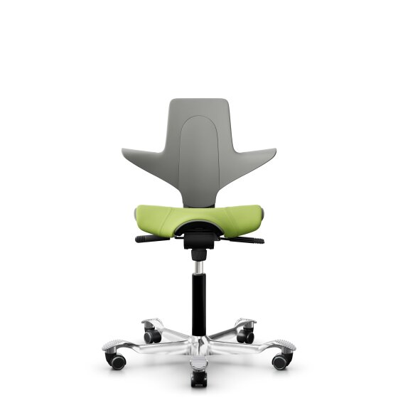HAG Capisco Puls 8020 Bürostuhl Sattelsitz mit Sitzflächenmatte Clay Nexus Grün NEX05 Schwarz Aluminium poliert Weiche Rollen für harte Böden
