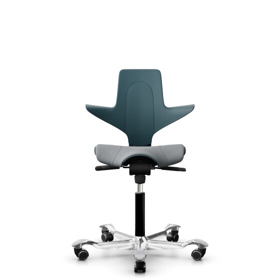 HAG Capisco Puls 8020 Bürostuhl Sattelsitz mit Sitzflächenmatte Petroleum Nexus Grau NEX01 Schwarz Aluminium poliert Harte Rollen für weiche Böden