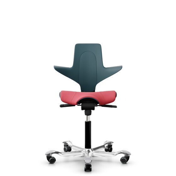 HAG Capisco Puls 8020 Bürostuhl Sattelsitz mit Sitzflächenmatte Petroleum Nexus Rot NEX16 Schwarz Aluminium poliert Harte Rollen für weiche Böden